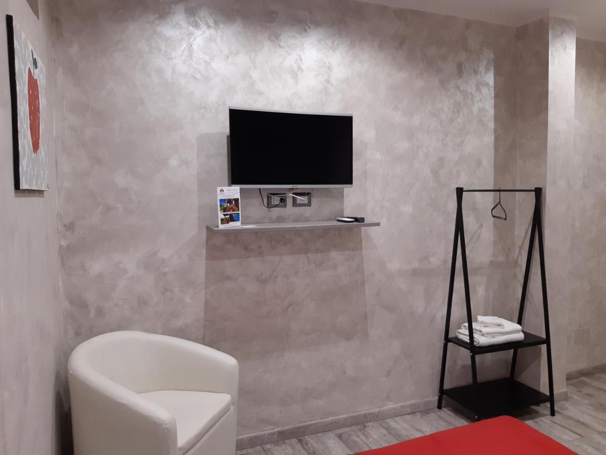 Apple Rooms Rome Airport Fiumicino Bagian luar foto